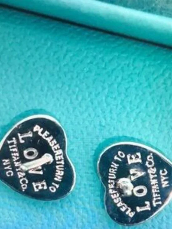 Tiffany & Co. Silver Heart Earrings - Picture 3 of 4